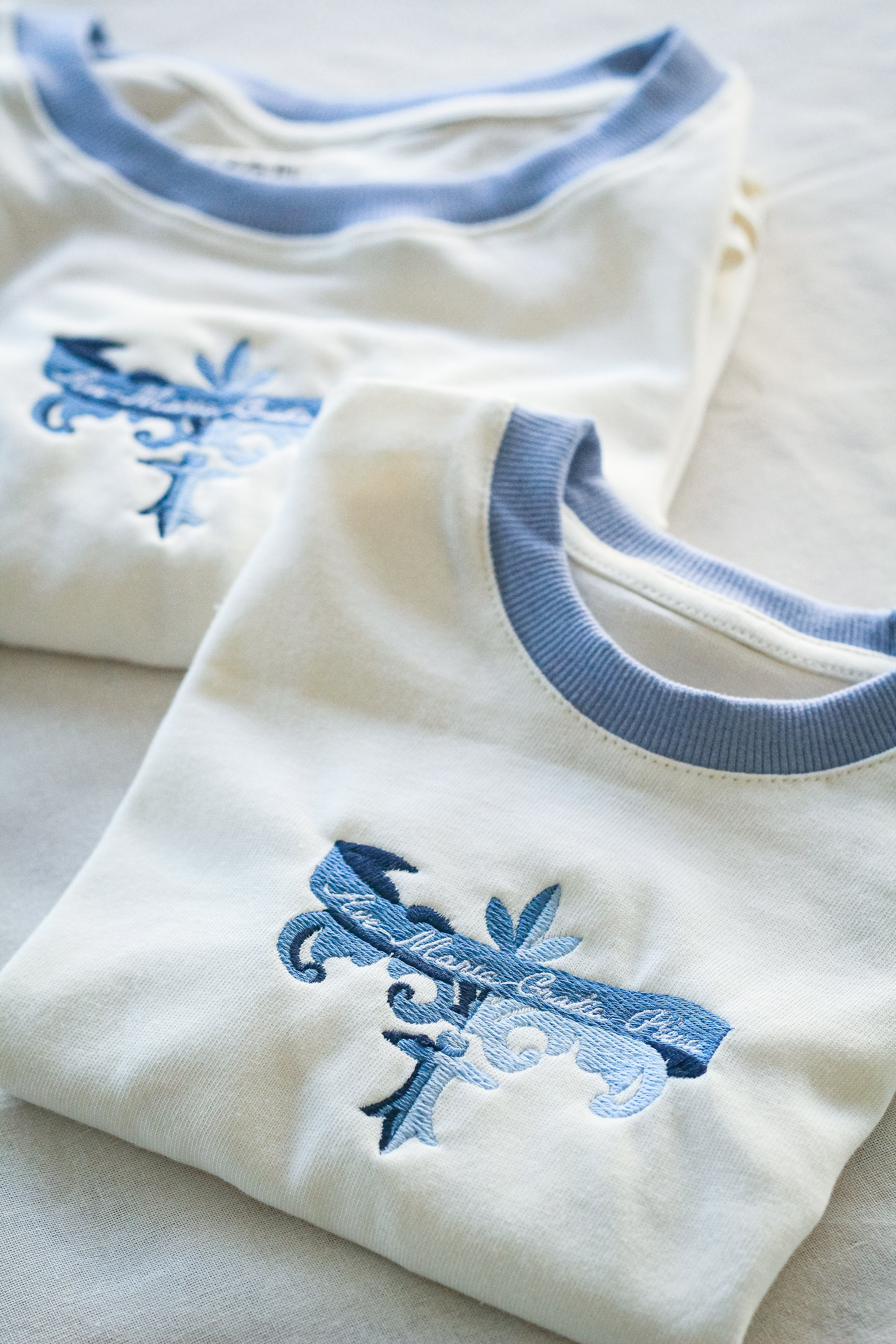 Tshirt Brasão Flor de Lis - Adulta